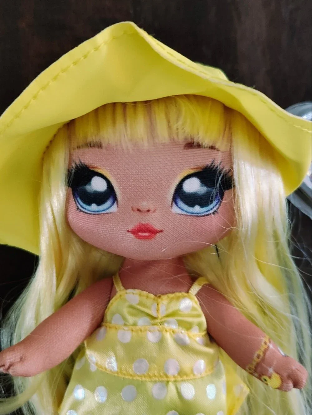Na Na Na Surprise Yellow Polka Dot Kids Bath Doll with Hat - Bright Yellow